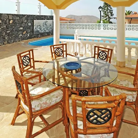 Madrina Villa